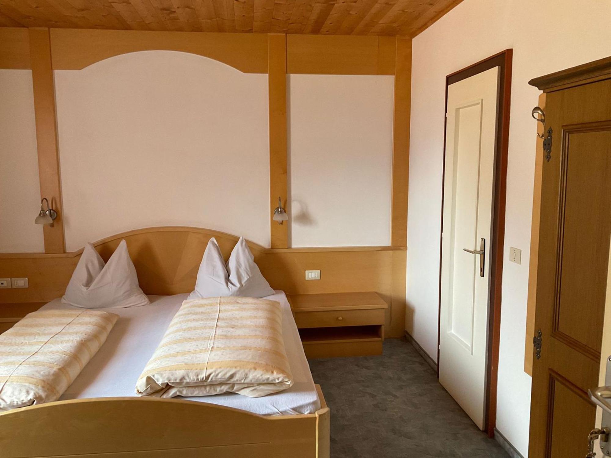 Bed and Breakfast Garni Rika Parcines Esterno foto