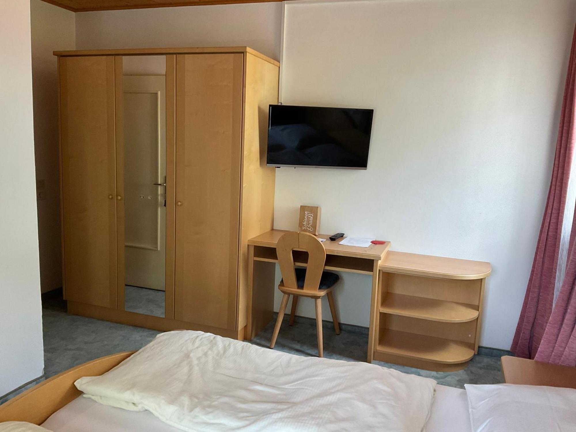 Bed and Breakfast Garni Rika Parcines Esterno foto